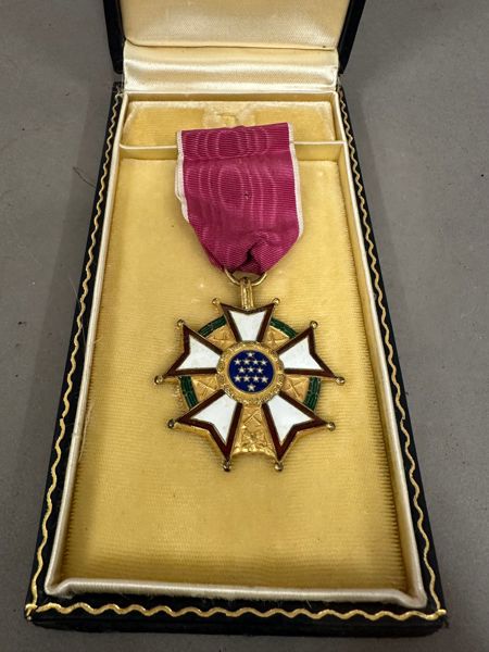 Original Amerikansk The Legion of Merit (LOM) WW2 med nummer 