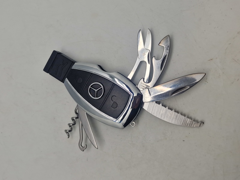 Originalt Mercedes multitool 