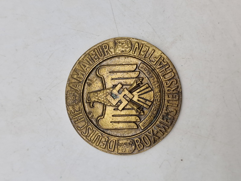 Original tysk badge for amatør boksning - ww2, jordfund