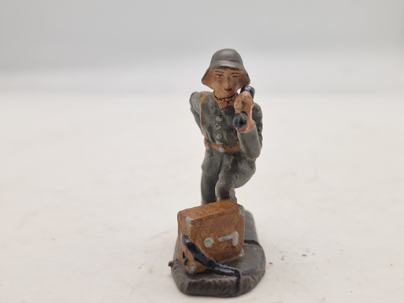 Original tysk linoliumsfigur - ww2