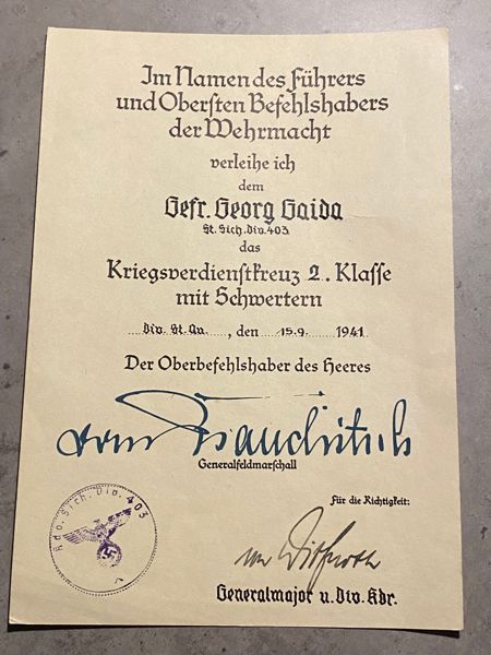 Originalt urkunde til kriegsverdienstkreuz mit schwertern 2.klasse - 2.verdenskrig