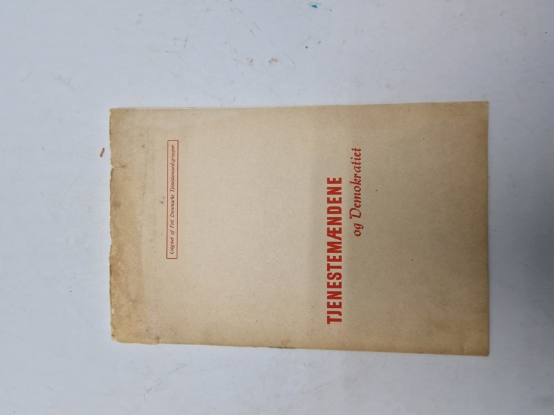 Tjenestemændene og demokratiet - 1945