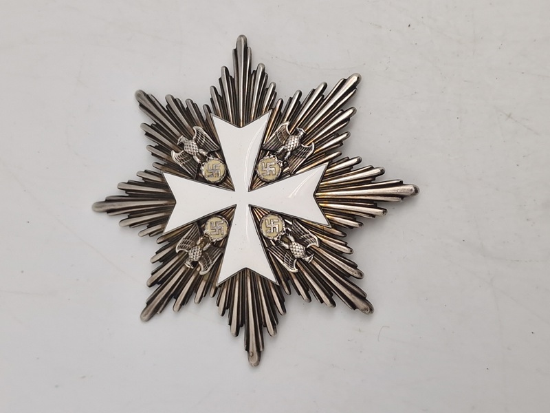 Germany, Third Reich. An Order Of The German Eagle, Ii Class Breast Star - antageligvis et erstatningsstykke/juvelerstykke