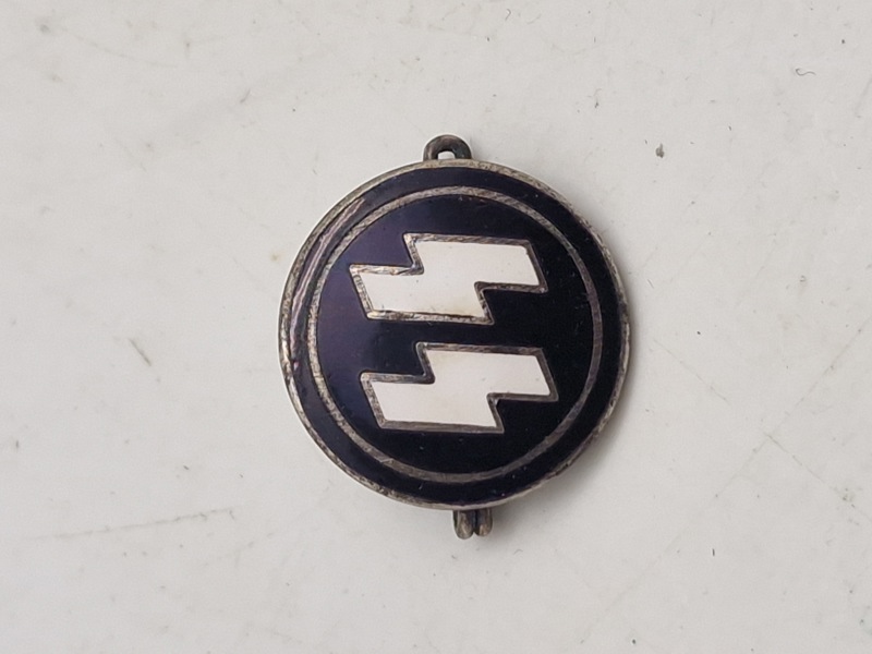 W-SS pin - efterkrigs