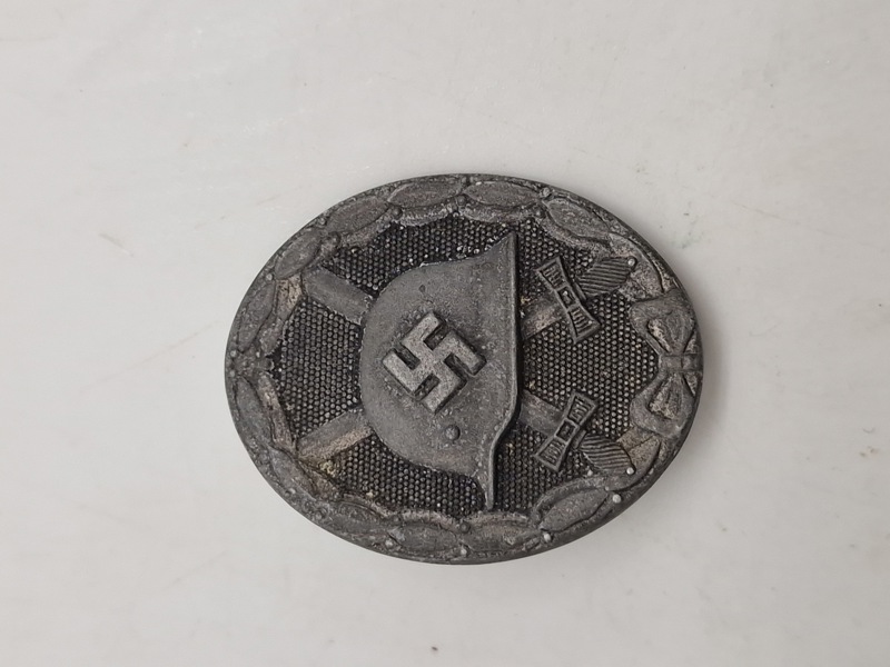 Originalt
Verwundetenabzeichen in Silber 1939 Funcke & Brünninghaus, Lüdenscheid L/56