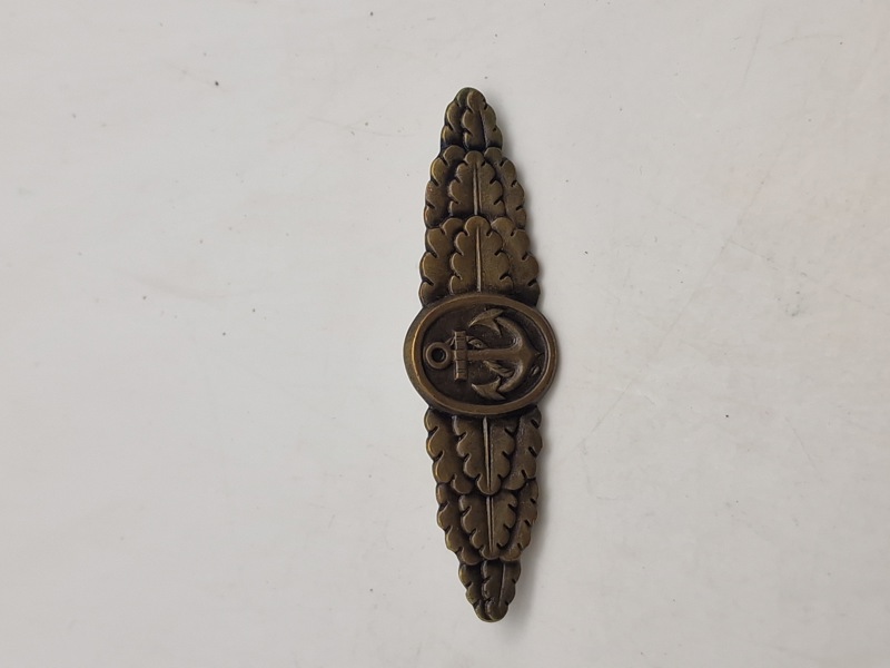 Original Bundeswehr Naval front clasp med fremstiller L/18