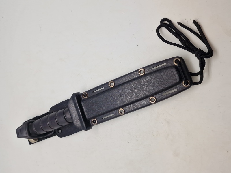 Mil-Tec kniv