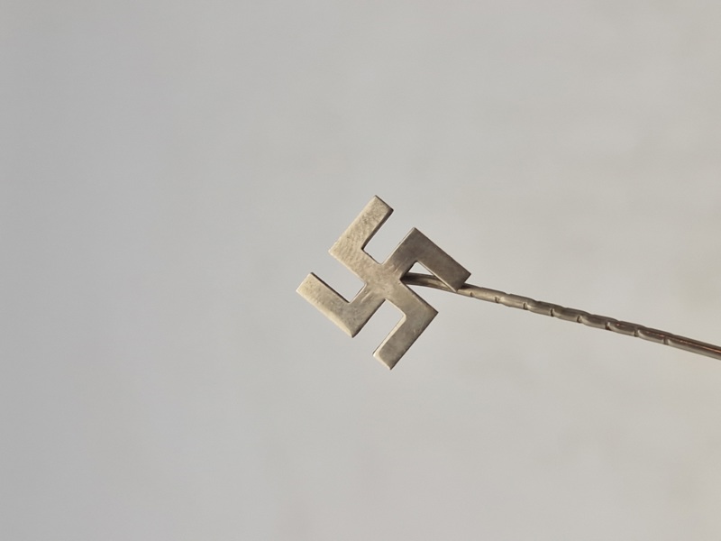 Original dansk nazistisk sympatisørnål