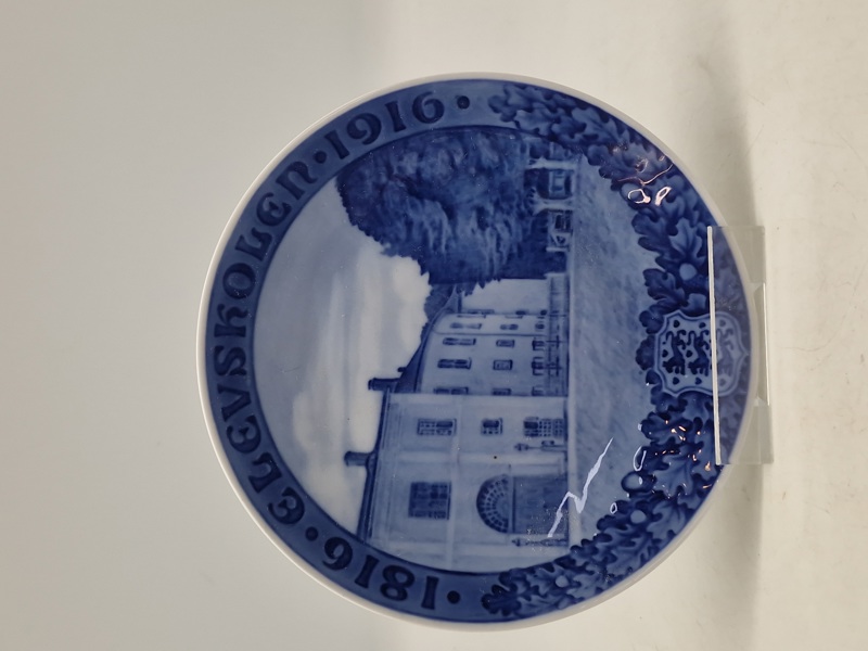 Original Royal Copenhagen plakette - Elevskolen 1816-1916