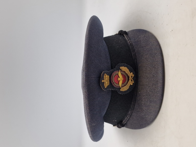 Original kasket for befalingsmændaf sergentklassen - flyvevåbenet