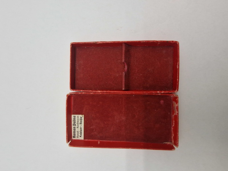 Original tildelingsæske for Für Treue Dienst medalje (25)