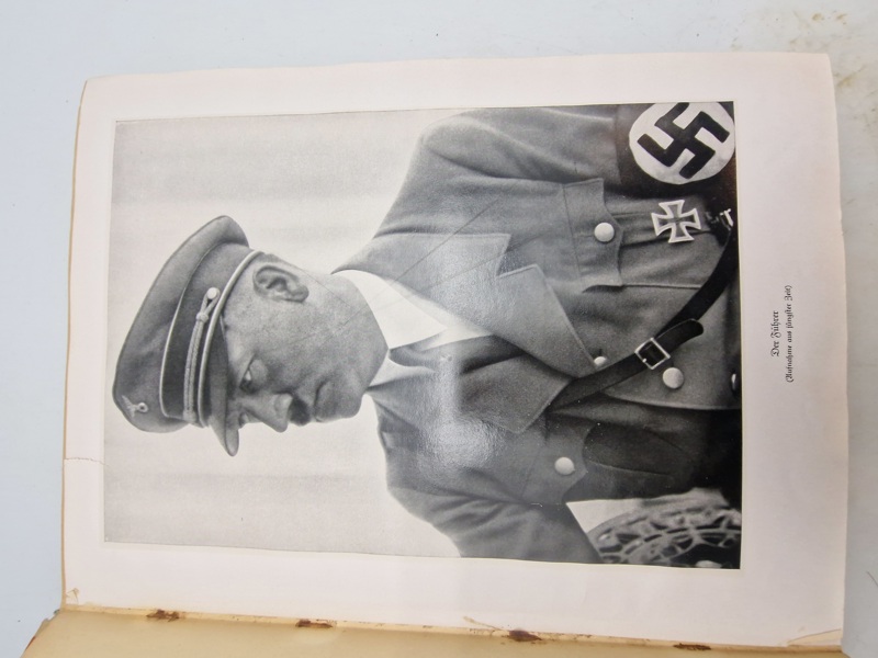 Original Deutschland Erwacht bog - ww2