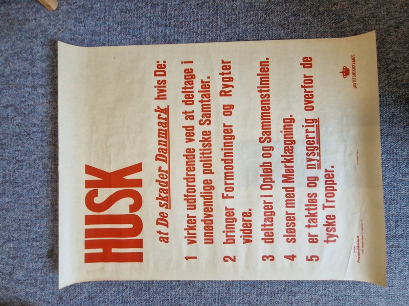 Original dansk ww2 plakat ophængt i større danske byer