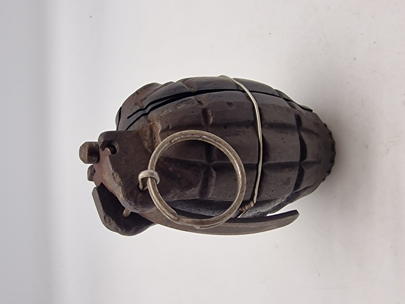 Original Mills granat - ww2 - deaktiveret M/lagkagesnit jf. gældende dansk lovgivning