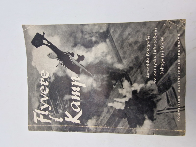 Original tysk ww2 bog på dansk