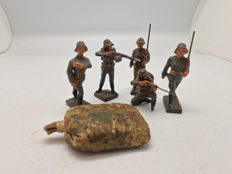 Originale linoliumsfigurer - ww2