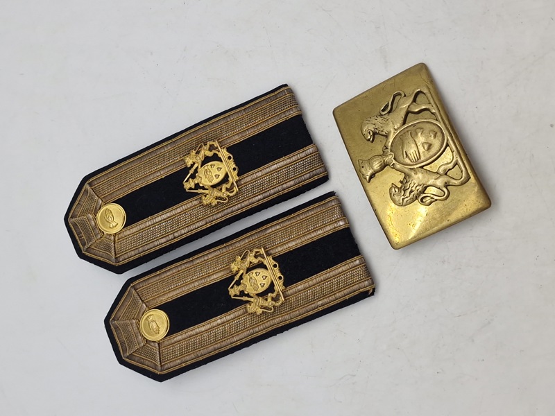 Lot originalt dansk politi
