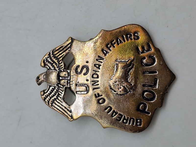 Politiskilt - U.S.
BUREAU
OF INDIAN AFFAIRS - kopi