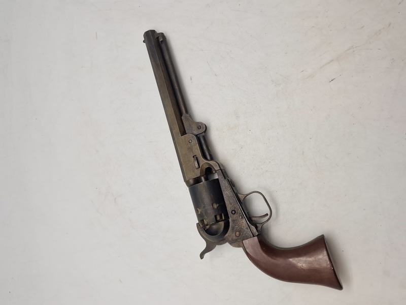 Denix revolver - Colt