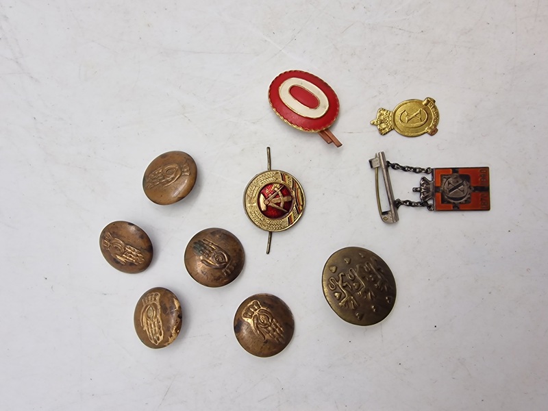 Samling diverse knapper mm.