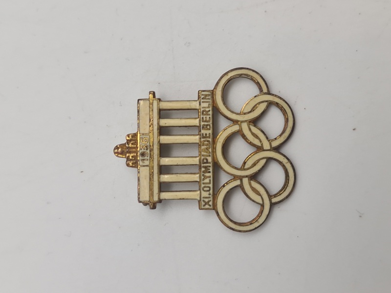 Original olympiade pin 1936