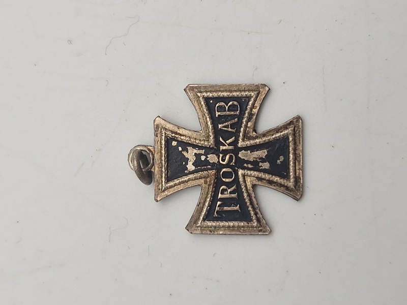 Originalt troskabs vedhæng fra Frikorps Danmark veteran forening
( Frontkæmperne )