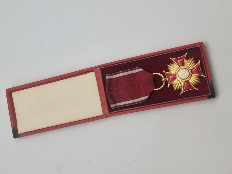 Original polsk orden med æske