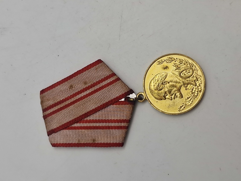 Original Jubilæumsmedalje "40 år for USSR's væbnede styrker".