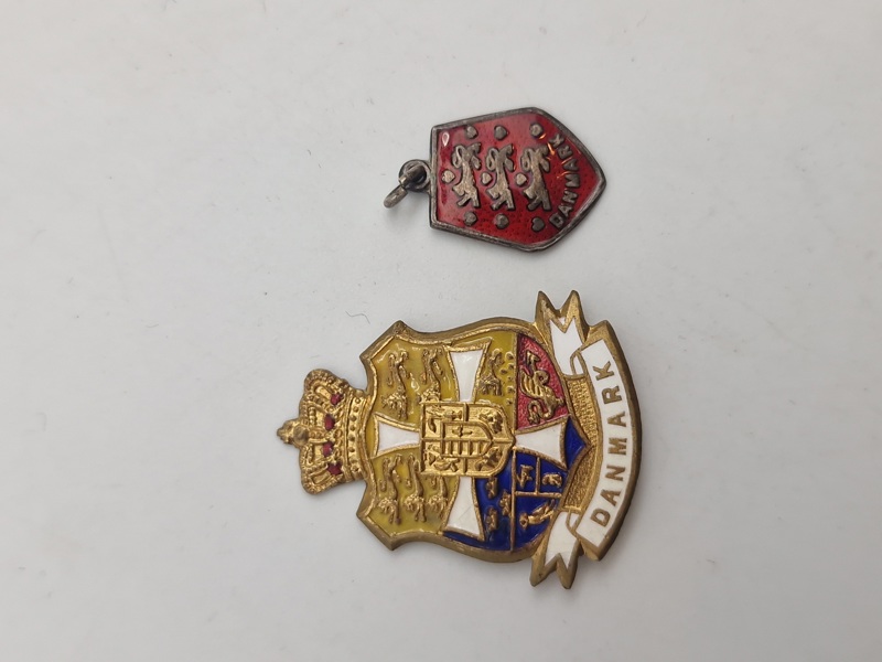 Originale nationale pins