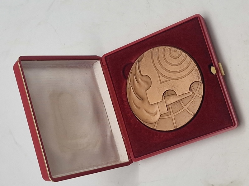 bronzemedalje fra den internationale frimærkeudstilling HAFNIA 76. 