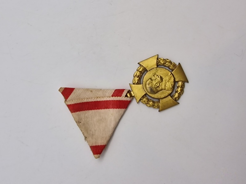 Originalt Jubiläumskreuz 1908), en østrig-ungarsk militær og civil dekoration