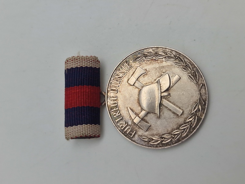 Original DDR Medaille Auszeichnung für treue Dienste freiwillige Feuerwehr Silber