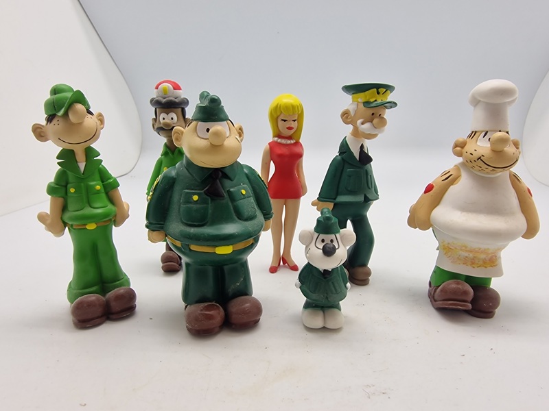 Samling Basserne figurer