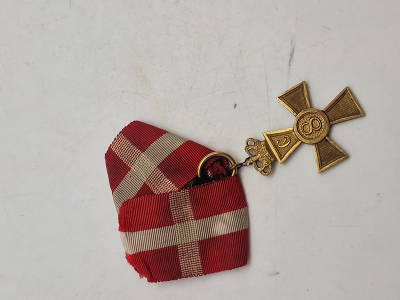 Originalt
Christian X, 8 års hæderstegn for underofficerer