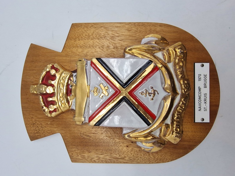 Våbenskjold fra den belgiske flådekomponent (Naval Component) fra 1970, specifikt relateret til "NAVCOMCOMP 1970 ST.-KRUIS BRUGGE".