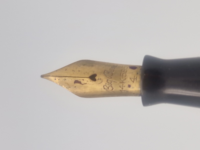 Fyldepen med 14 karat (585) stift