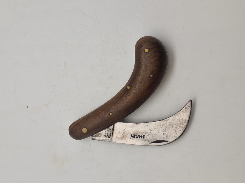 Ældre “Banan kniv” 