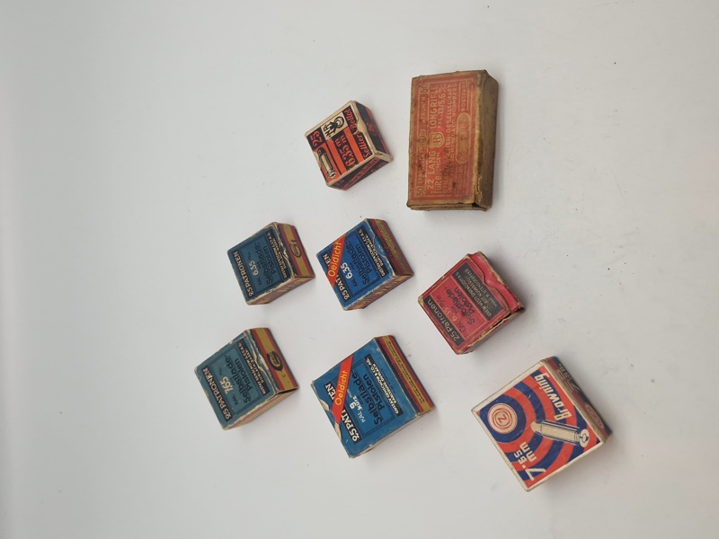 Samling originale patronæsker fra 1930’erne og ww2