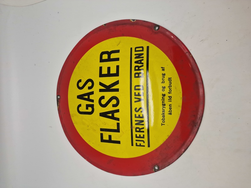 Originalt emaljeskilt - “Gasflasker fjernes ved brand”