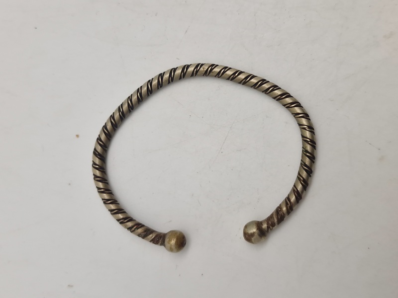 Ældre armring 