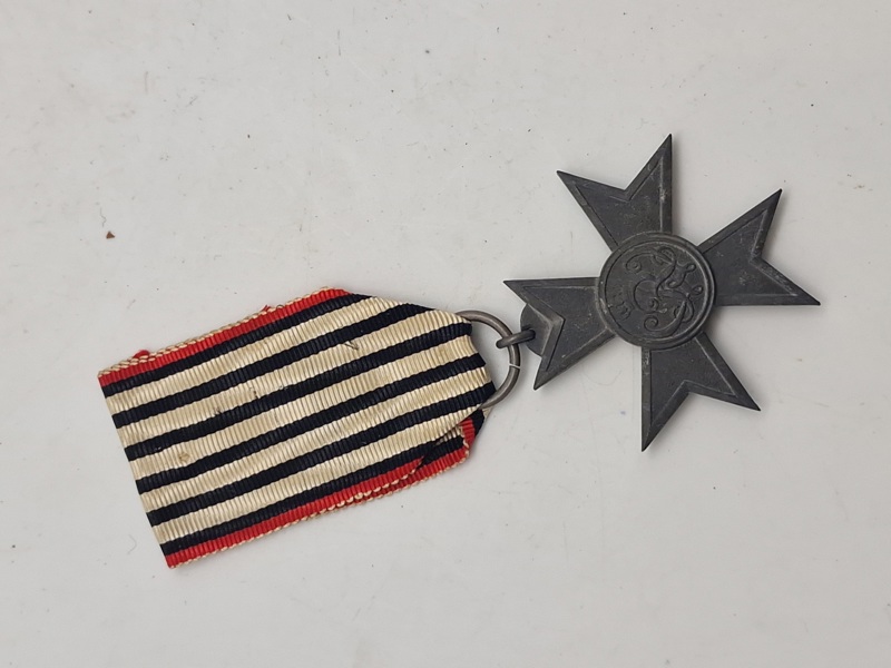 Originalt Verdienstkreuz für Kriegshilfe) fra Det Tyske Kejserrige