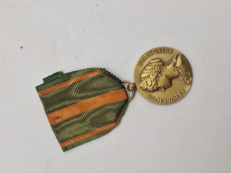 Original Médaille des Évadés, også kendt som "Flygtningenes Medalje". 
