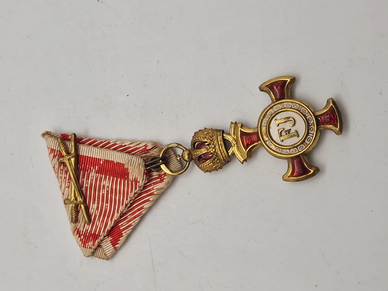 Originalt Austria-Hungary – Golden Cross of Merit with Crown