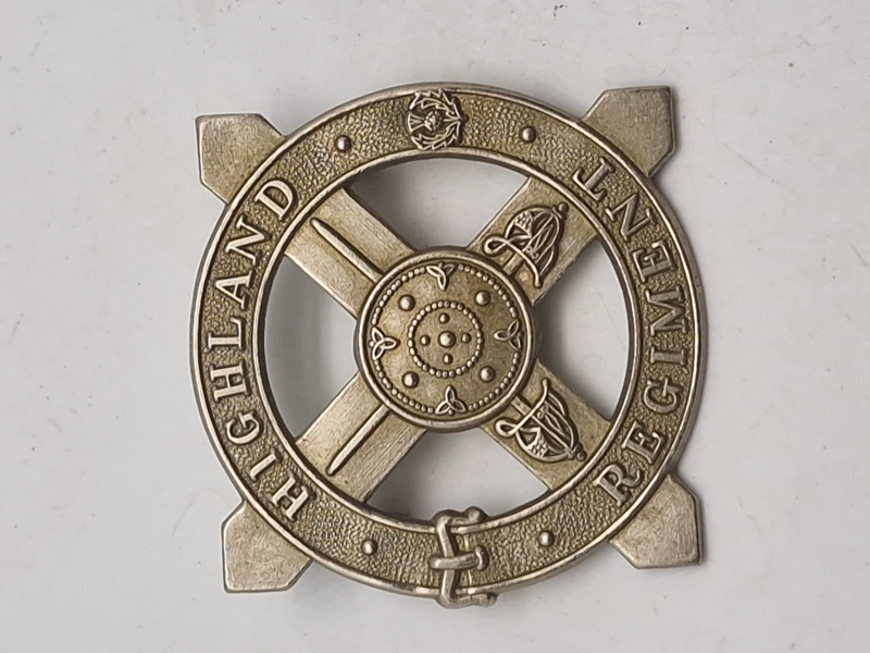 Sjældent  WW2 /1 Highland Regiment  Cap Badge