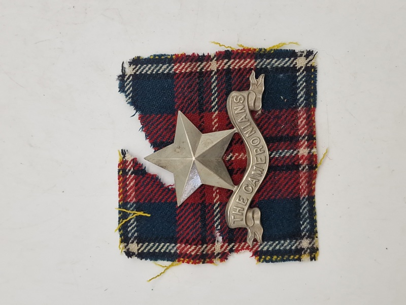 Originalt WW2 badge  fra The Cameronians (Scottish Rifles)