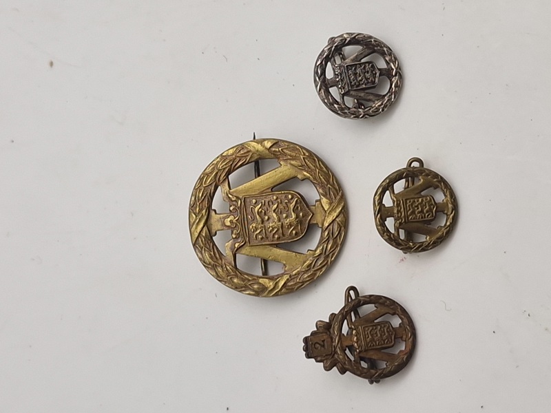 Samling originale militære idræts mærker 