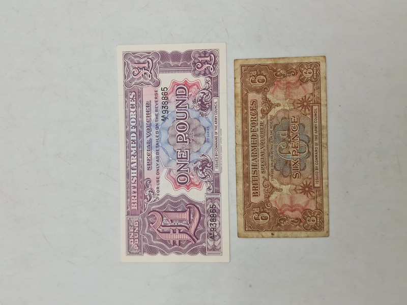 Originale banknote fra British Armed Forces, 2. serie, udstedt i 1948. Disse noter blev brugt som "Special Vouchers" af britiske væbnede styrker og var gyldige i kantiner mm.