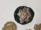Samling regimentsmærker mm.