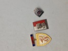Lot diverse pins 
