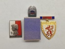 Lot diverse pins 